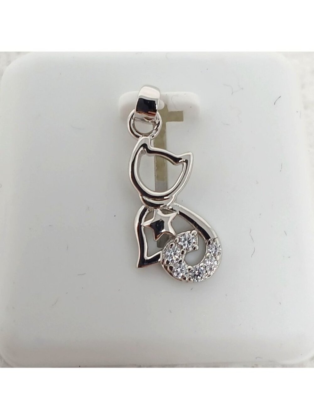 Cat & Star 925 Silver Pendant With Cubic Zirconia Accents #J11-d